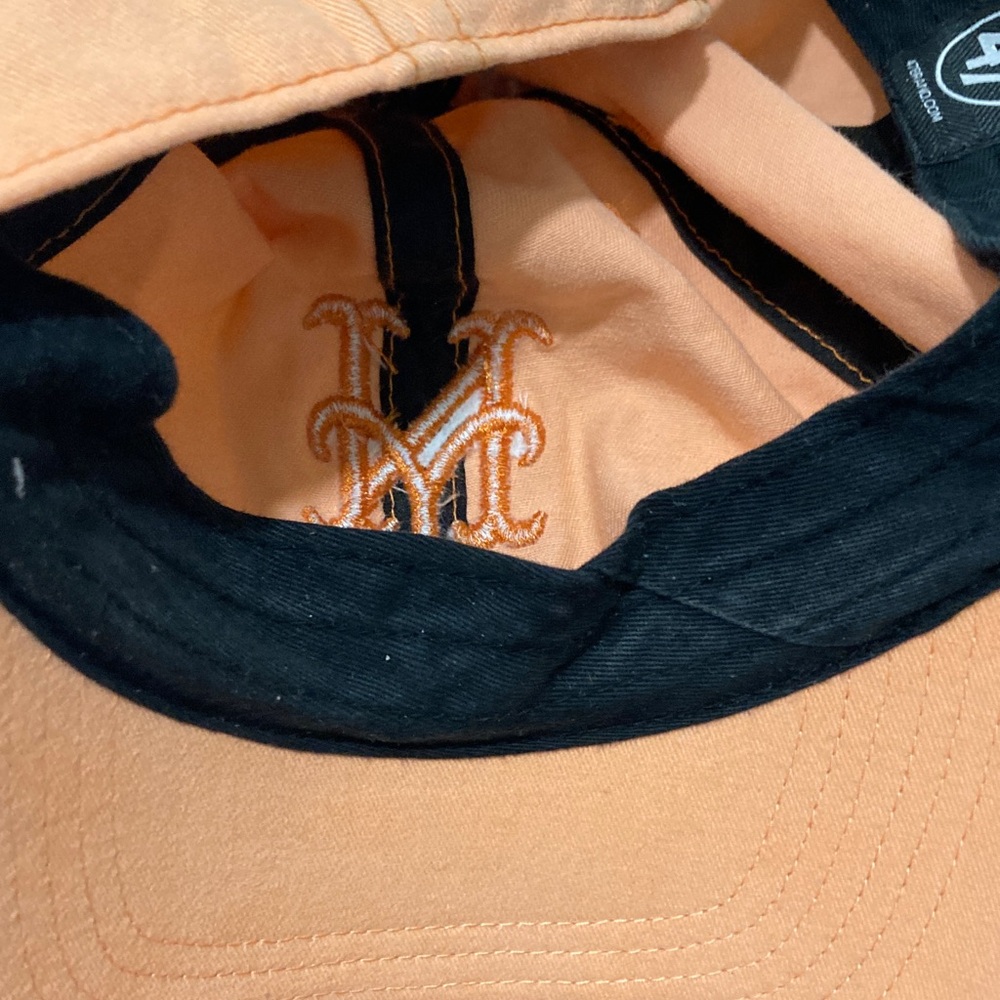 New York Yankees Ball Cap - Picture 7 of 7